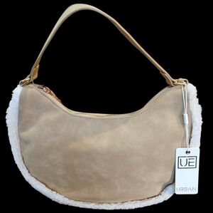 NWT URBAN EXPRESSIONS  Cream  Faux Shearling White Trim‎ Hobo  Bag
